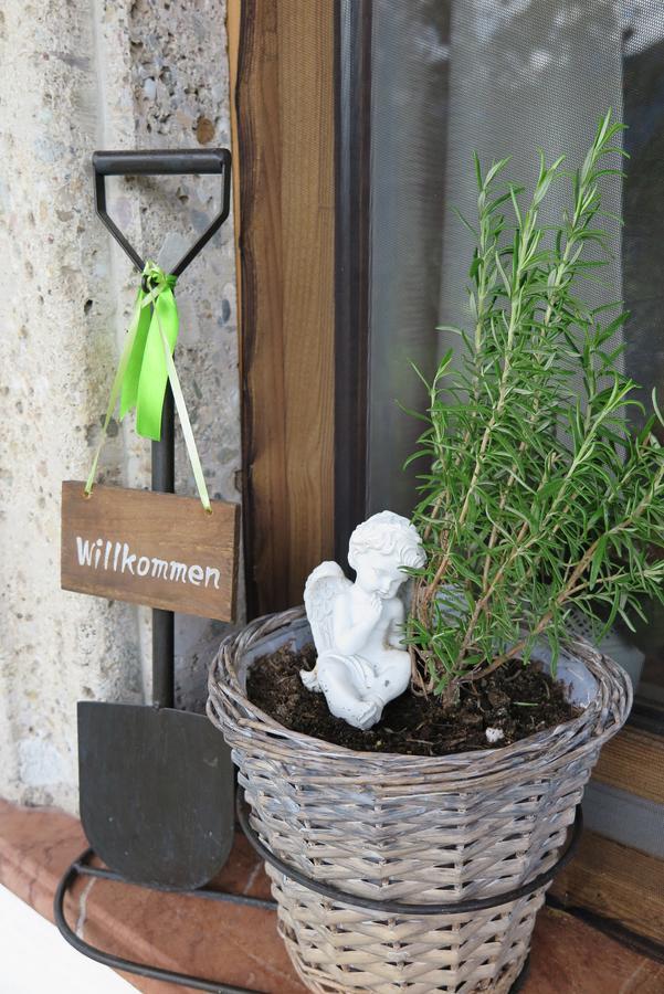 Haus Enzian Apartment Sankt Johann im Pongau Exterior foto