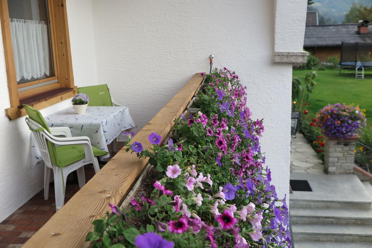 Haus Enzian Apartment Sankt Johann im Pongau Exterior foto